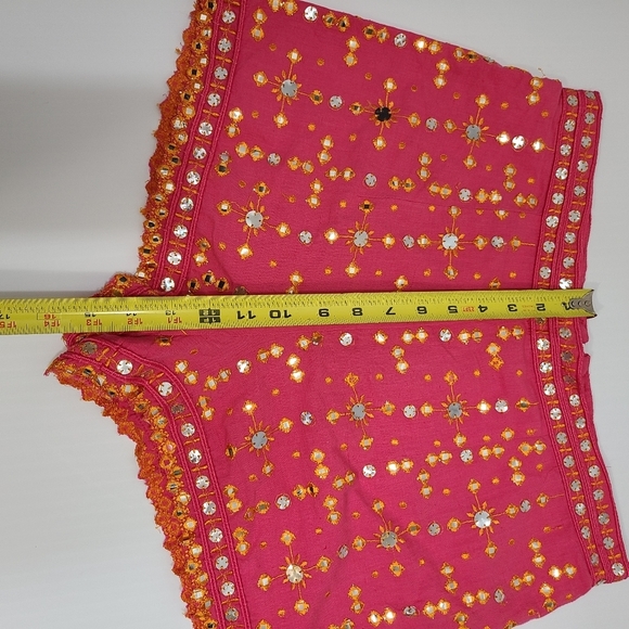 ZARA SHORTS WITH EMBROIDERY FUCHIA COLOR | 7521/254/630 - Picture 10 of 15